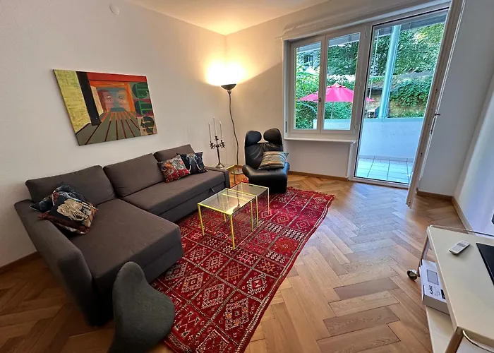 Bijoux Wohnung Auf Dem Basler Huegel
